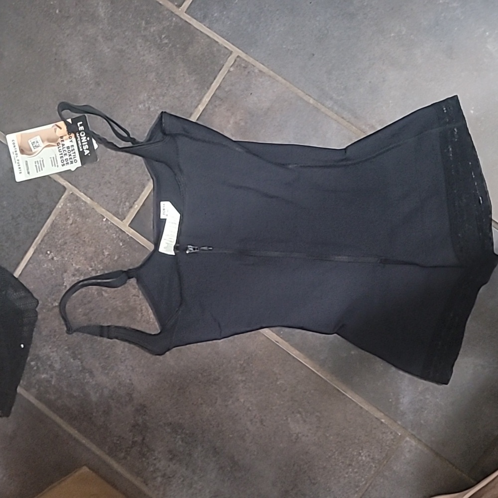 NWT Leonisa 018678N Open Bust Firm Compression Body Shaper Boyshort Womens med. - Picture 7 of 9